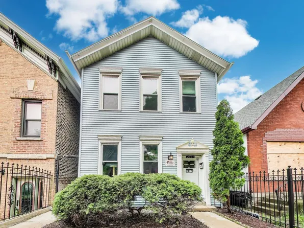 2437 W Taylor St, Chicago, IL 60612