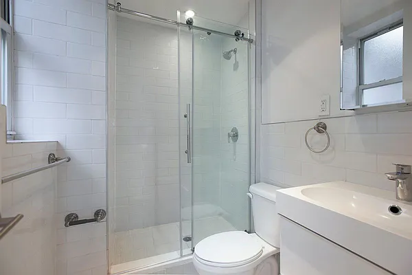 Rented by Kleier Residential | media 11