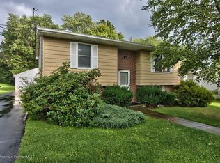 820 Edella Rd, Clarks Summit, PA 18411