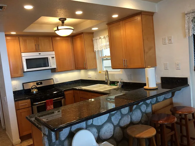 3237 Ocean Front Walk — Photo 37