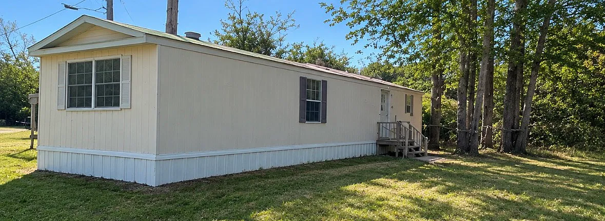 2 bed, 924 sqft, $895 — Photo 1