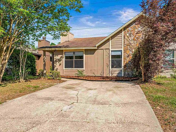 2nd image of 7810 Deborah Dr