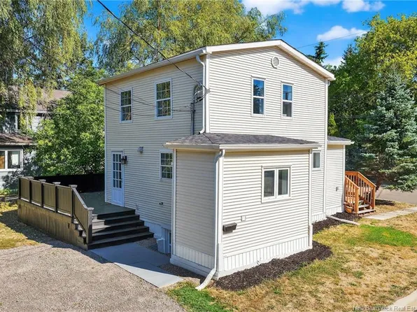 42 Germain St, Moncton, NB E1A 3X6