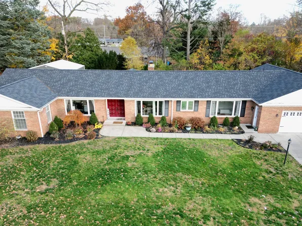 1011 East St, Three Rivers, MI 49093