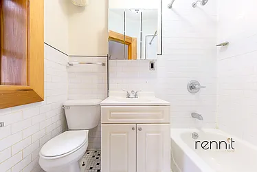 Rented by Rennit Inc.