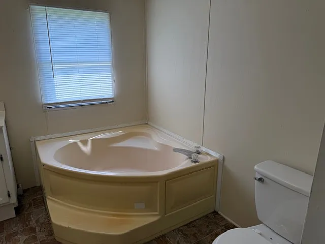 109 Kentmont Ln — Photo 5
