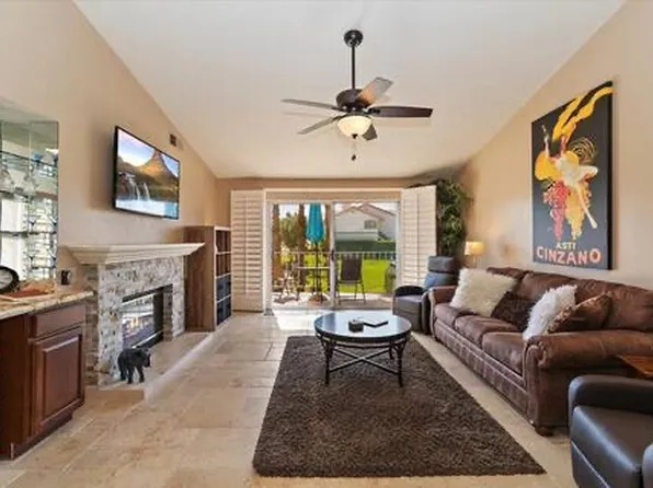 288 Desert Falls Dr E, Palm Desert, CA 92211