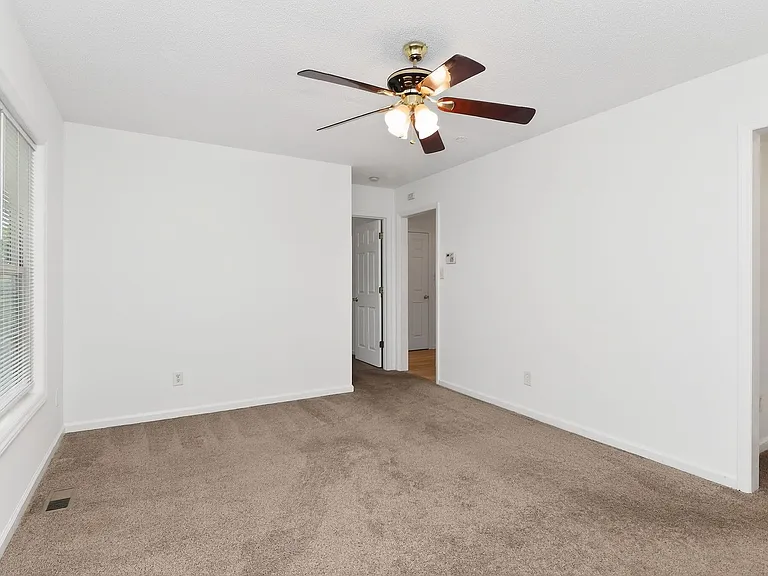 305 South St — Photo 3