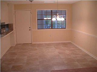 4th image of 2363 Forest Park Dr