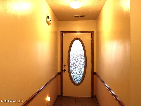 2nd image of 7338 Alexander Rd