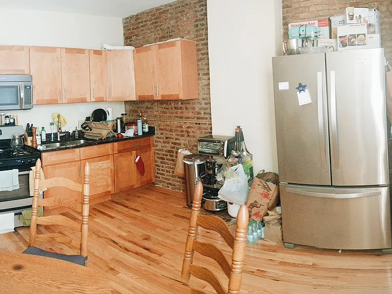 88 Hammond St #6 — Photo 1