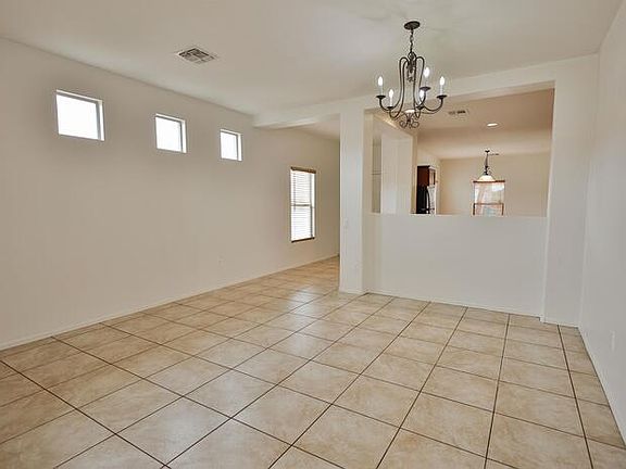 4th image of 831 W Calle Valenciana