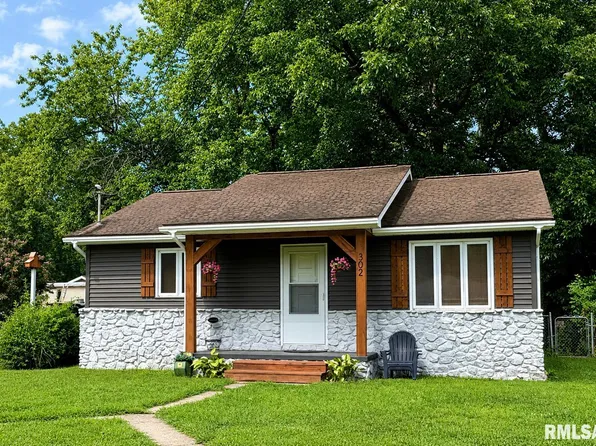 302 S Sims St, Royalton, IL 62983