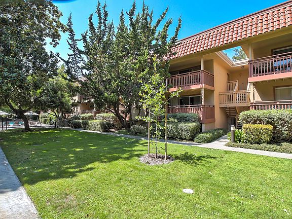 5th image of 1101 Alta Mira Dr APT A