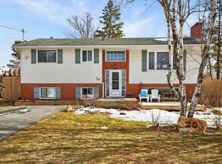 20 Allison Dr, Halifax, NS B2V 1P9