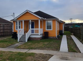 555 Lebeau St, Arabi, LA 70032