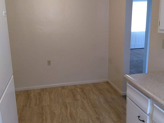 3rd image of 5361 Plumridge Dr