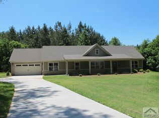 3 Lee Ln, Jefferson, GA 30549