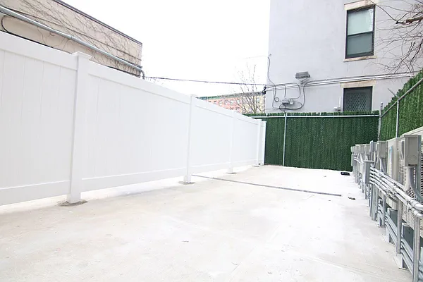 Rented by Compass | media 3