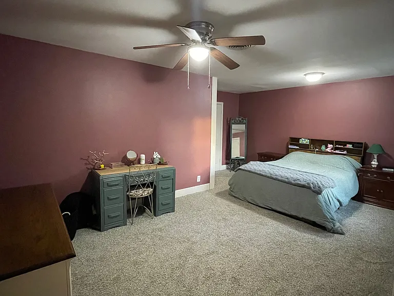 925 Albany St — Photo 1