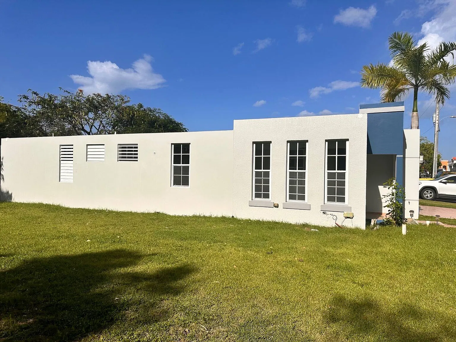 3 bed, 2.5 bath, $1,900 — Photo 2