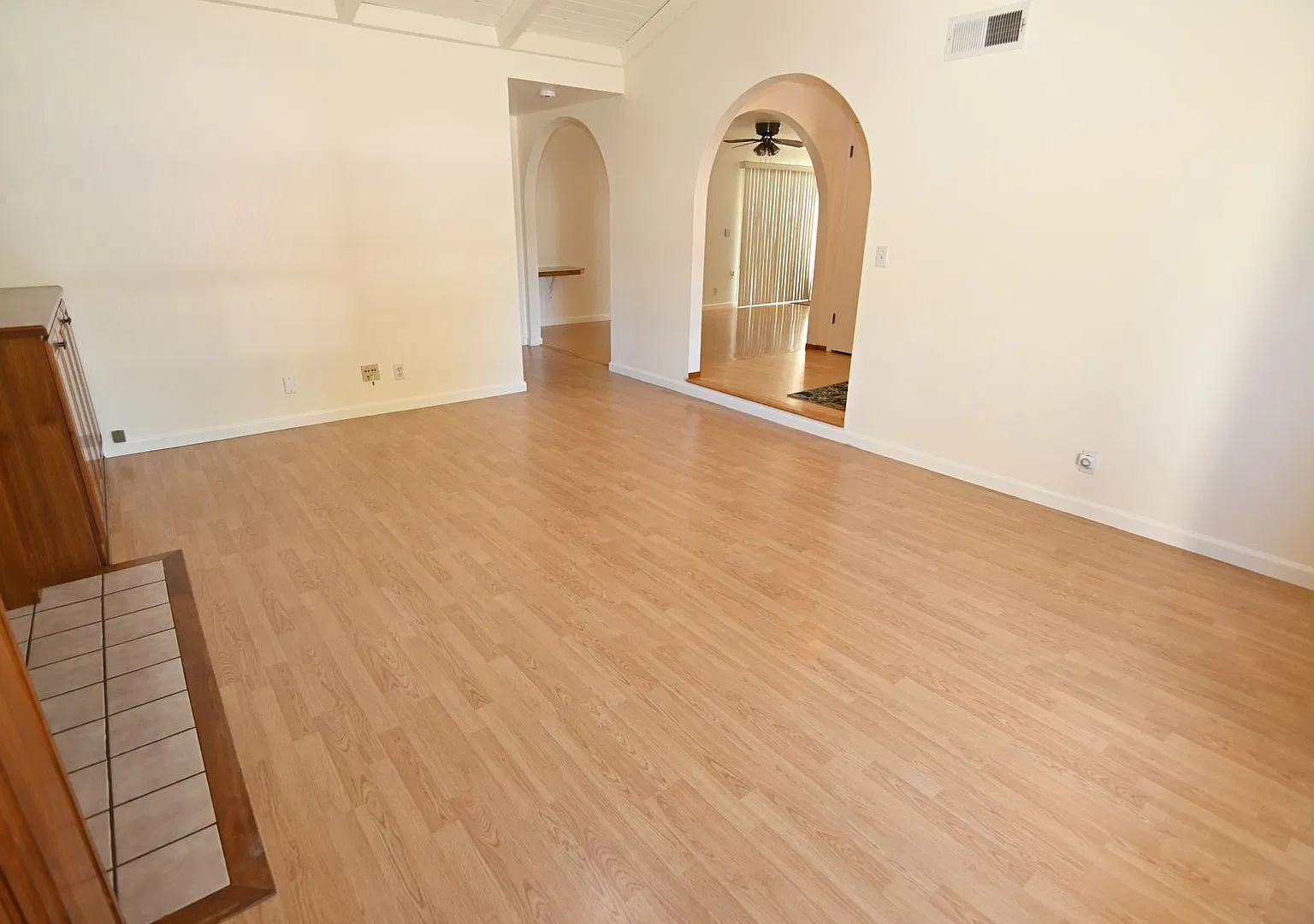 Beautiful 4 bedroom / 2 bath home available now in South San Jose! 6371 Mountford Dr, San Jose, C... — Photo 4