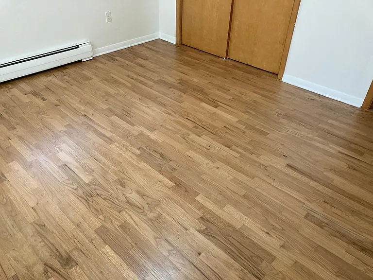 503 W Cedar St — Photo 11