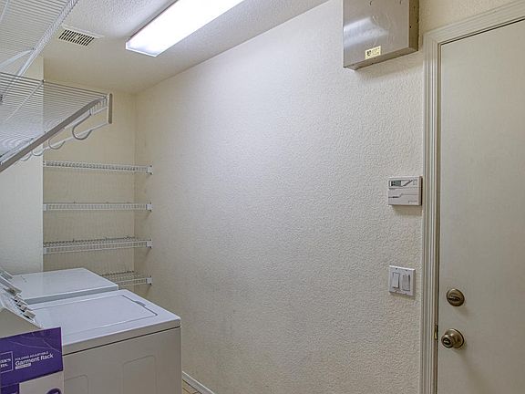 4th image of 1718 E Alicia Dr