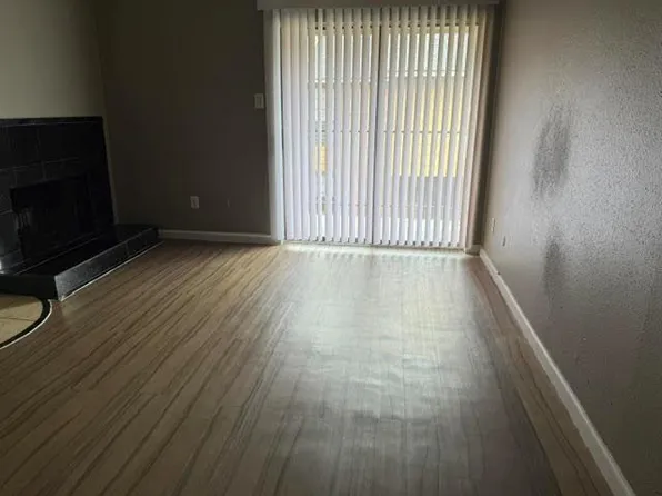 9090 S Braeswood Blvd APT 48, Houston, TX 77074