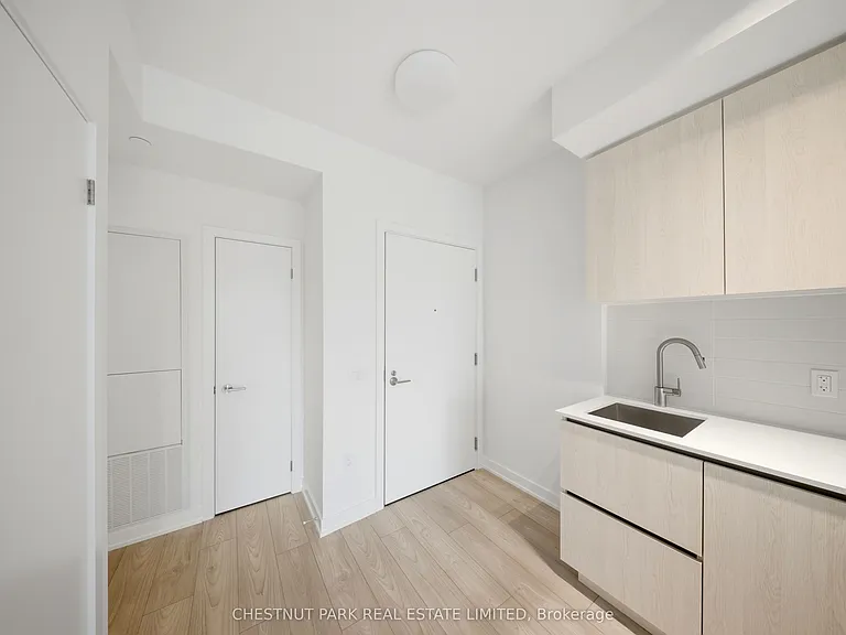 110 Broadway Ave #1113S — Photo 2