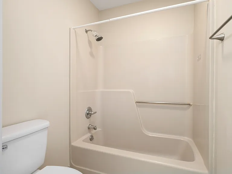 Old Carriage House Apartments — Photo 30