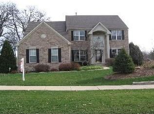 925 Deerpath Rd, Aurora, IL 60506