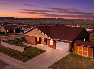 1233 E Woodland Park Rd, Sheridan, WY 82801
