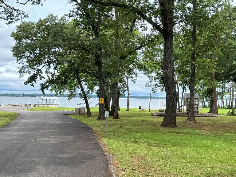 Water's Edge — Photo 29