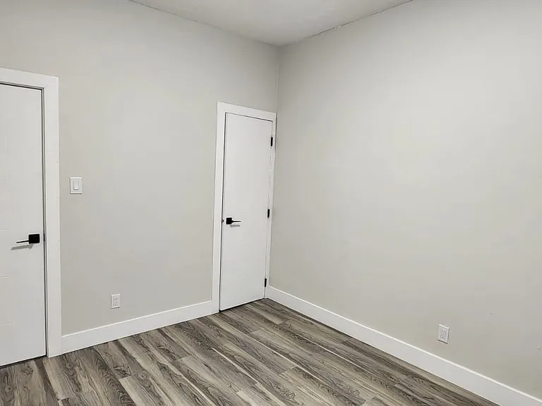 1155 Granville St #4 — Photo 13