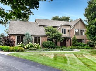 1815 Putneys Ct, Brookfield, WI 53045