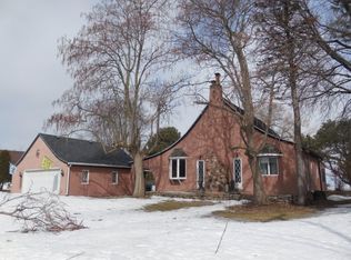 2011 Lakeside Pl, Green Bay, WI 54302