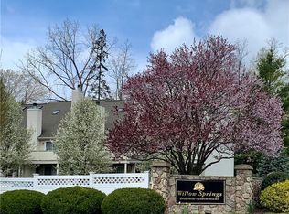 271 Willow Spgs #271, New Milford, CT 06776