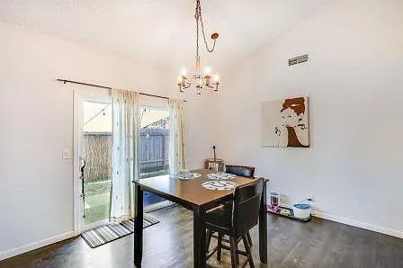 4901 Travertine Cir #4901 — Photo 4