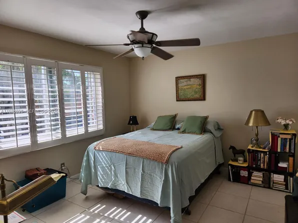 9 NE 19th Ct APT 208C, Fort Lauderdale, FL 33305