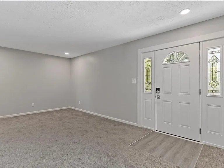 1543 Hardin Ave #7 — Photo 8