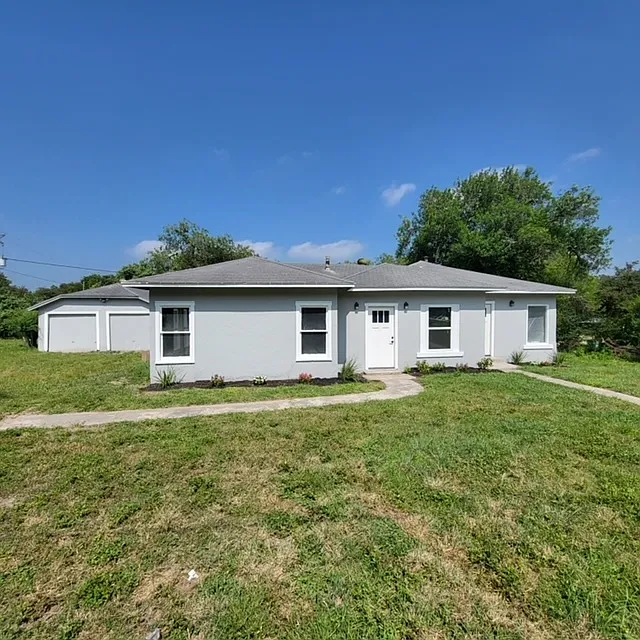1364 Clinton Pl