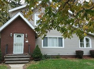 920 Greenwood Ave, Akron, OH 44320