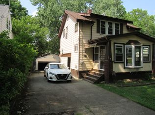 1611 Seminola Ave, Akron, OH 44305