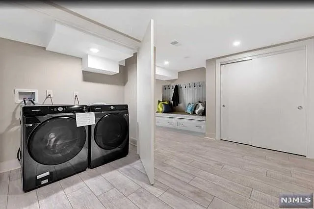 22 Greentree Ter — Photo 25