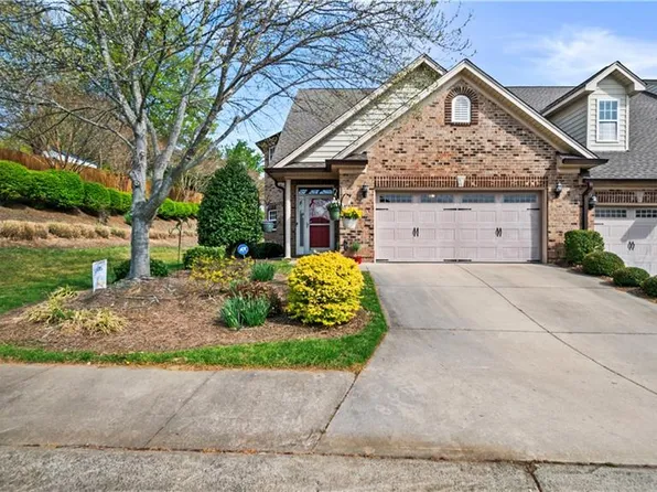 2711 Monticello Ct, Burlington, NC 27215