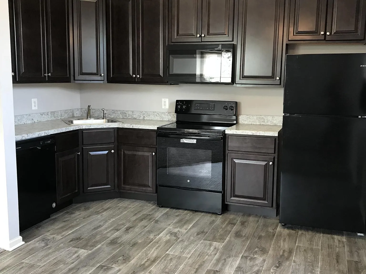 1 bed, $1,950 — Photo 1