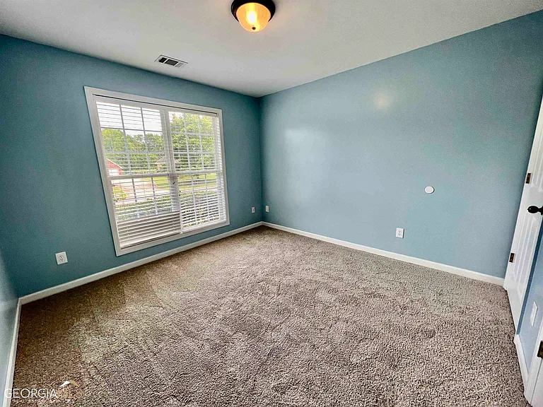 1010 Jacob Dr — Photo 20