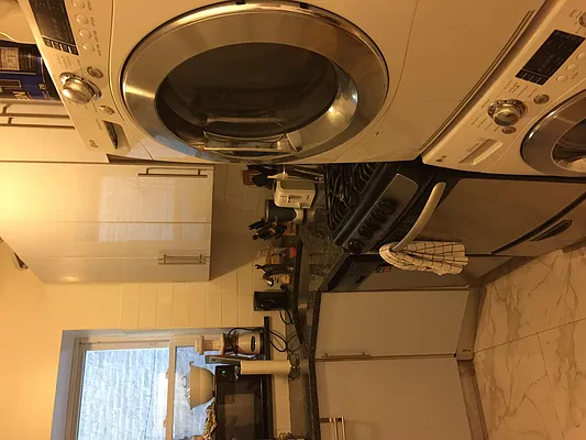 Rented by Sean Mashihi, LREB | media 36