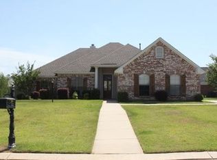 307 N Hampton St, Haughton, LA 71037